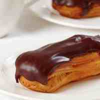 chocolate eclair